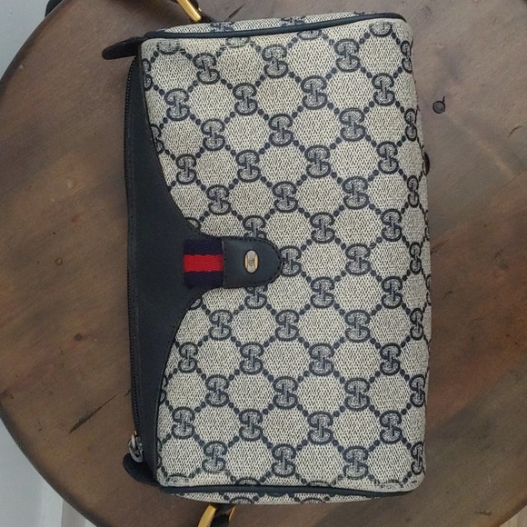 Authentic Vintage Gucci GG Monogram Supreme Sherry Web Ophidia Crossbody Bag - Picture 2 of 9
